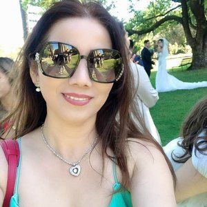 Meet your Posher, Van